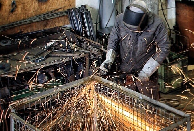 Reparatur Von Gitterboxen Reparatur von Gitterboxen